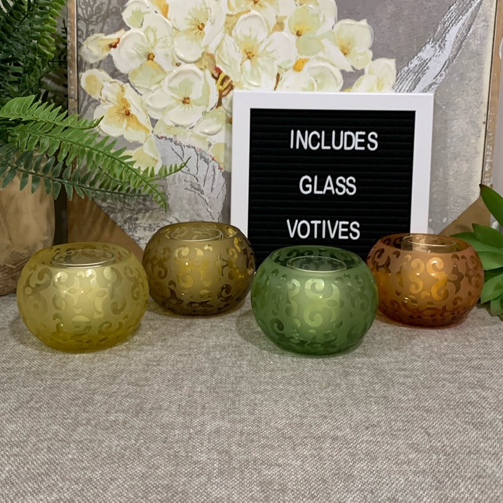 MIKASA Set of 4 Colored Frosted Damask Glass Votive Holders with Candles!🕯️